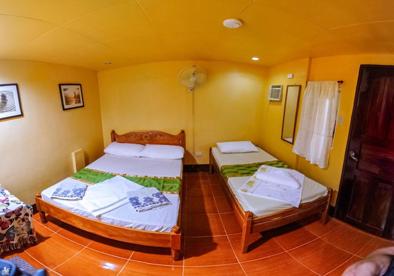 Apo Pension House Coron Esterno foto