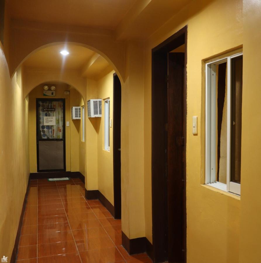 Apo Pension House Coron Esterno foto