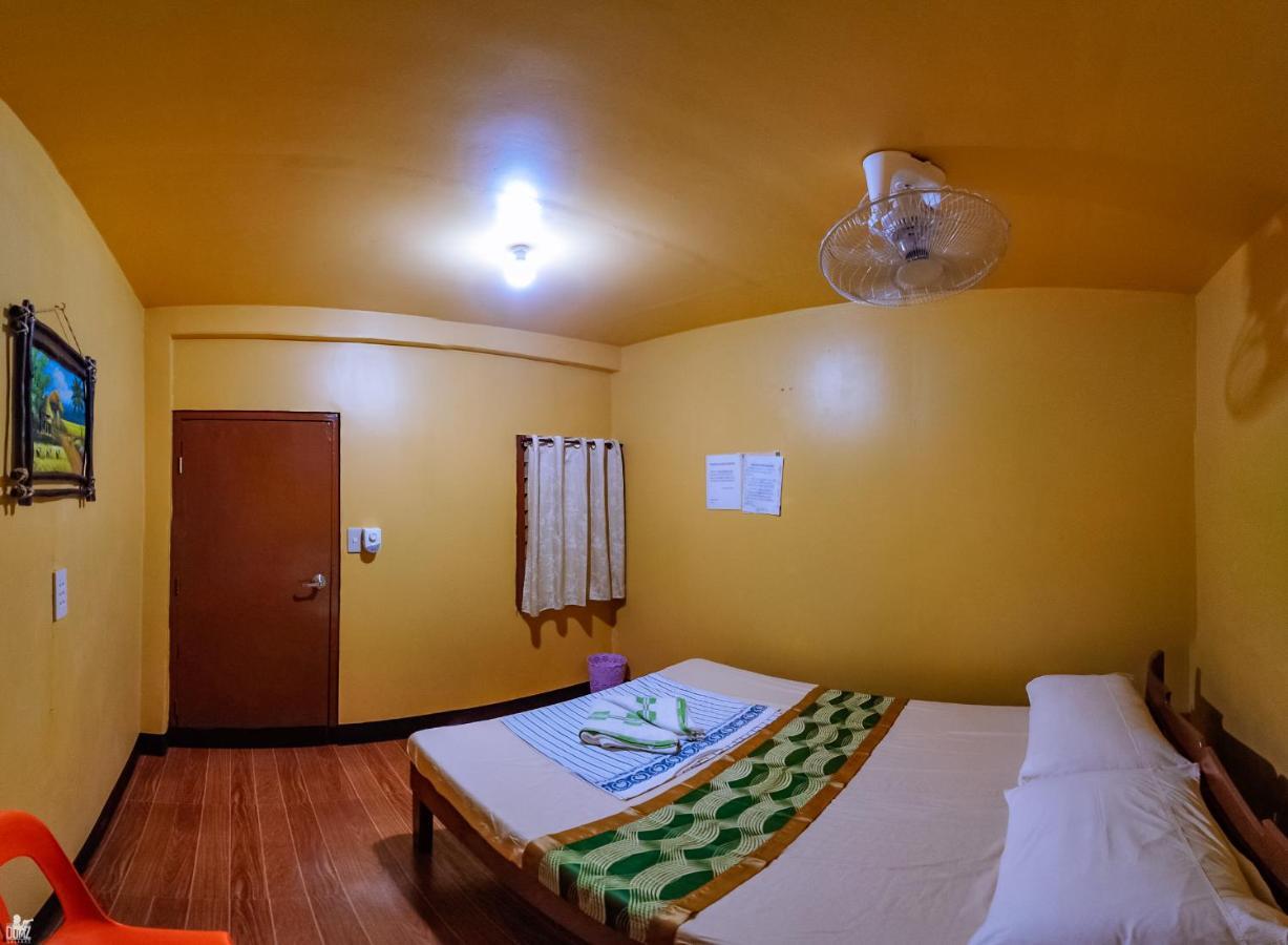 Apo Pension House Coron Esterno foto