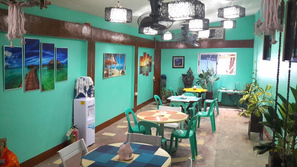 Apo Pension House Coron Esterno foto