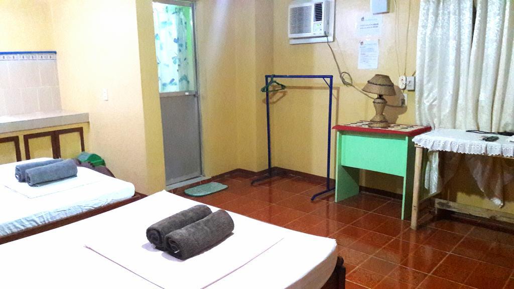 Apo Pension House Coron Esterno foto